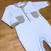 Macacão - Suedine - André - Azul e Cinza