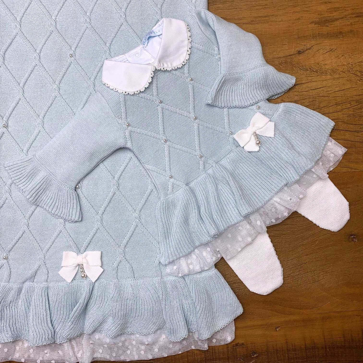 Vestido. Calça e Manta - Alicia - Azul Pó com Pérolas Swarovski
