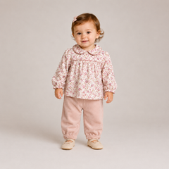 Blusa Bata Liberty com Calça de Veludo Cotelê