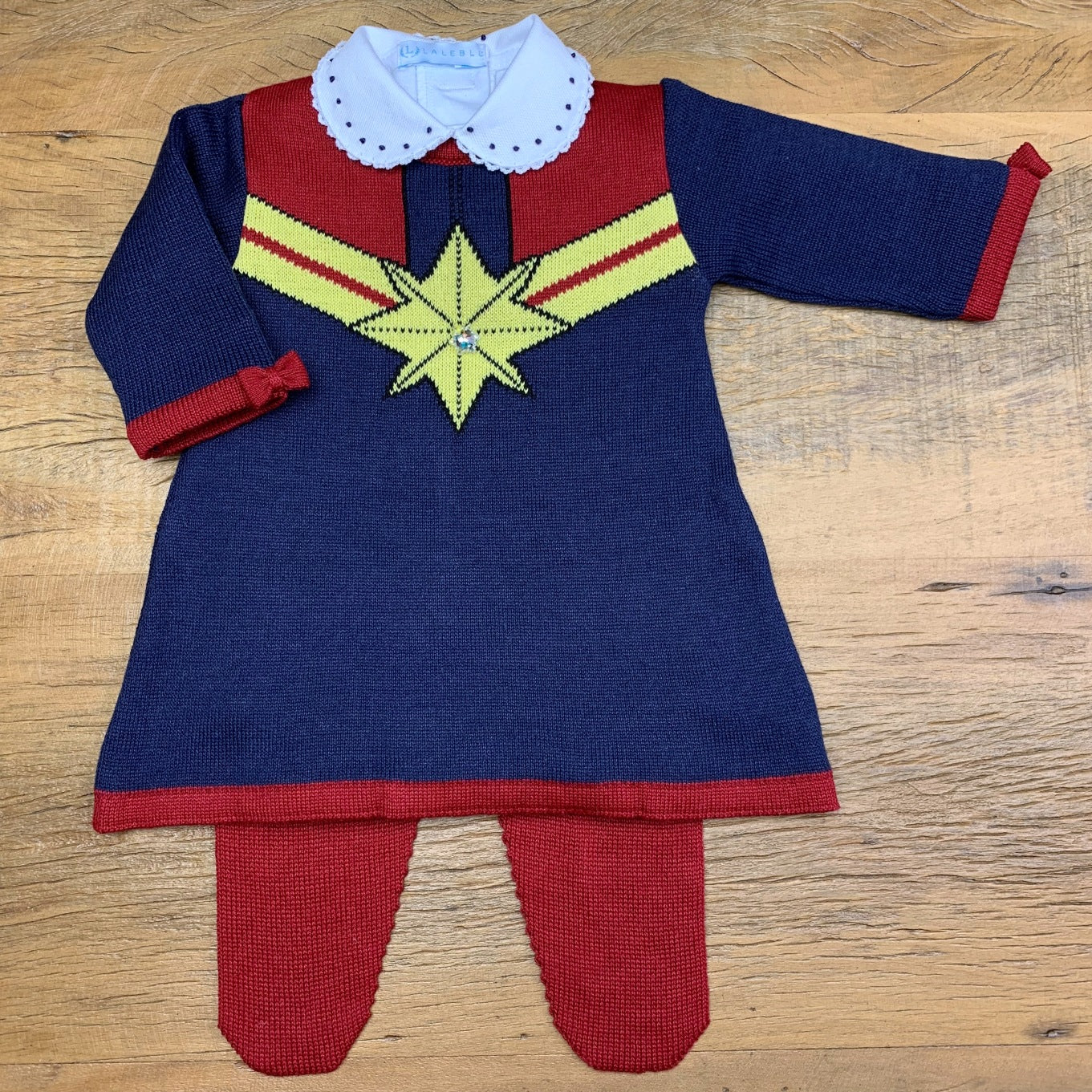 Vestido e Calça - Capitã Marvel