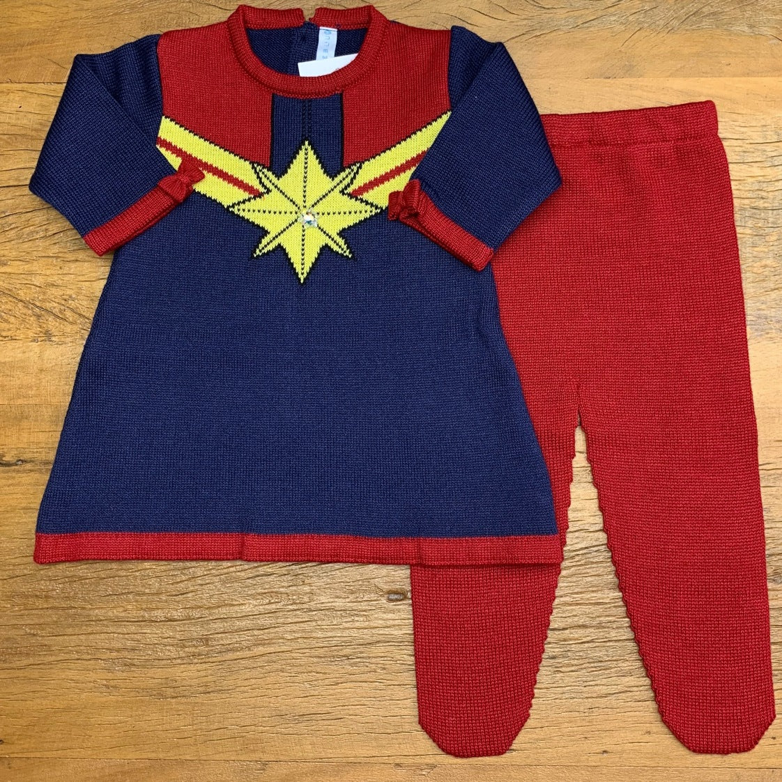 Vestido e Calça - Capitã Marvel