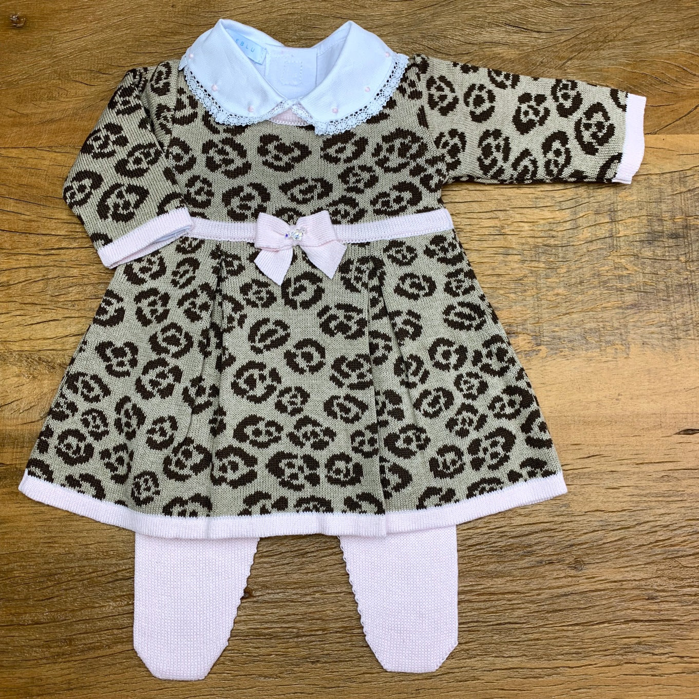 Vestido e Calça - Oncinha - Amêndoa e Rosa Pastel com Pérolas Swarovski
