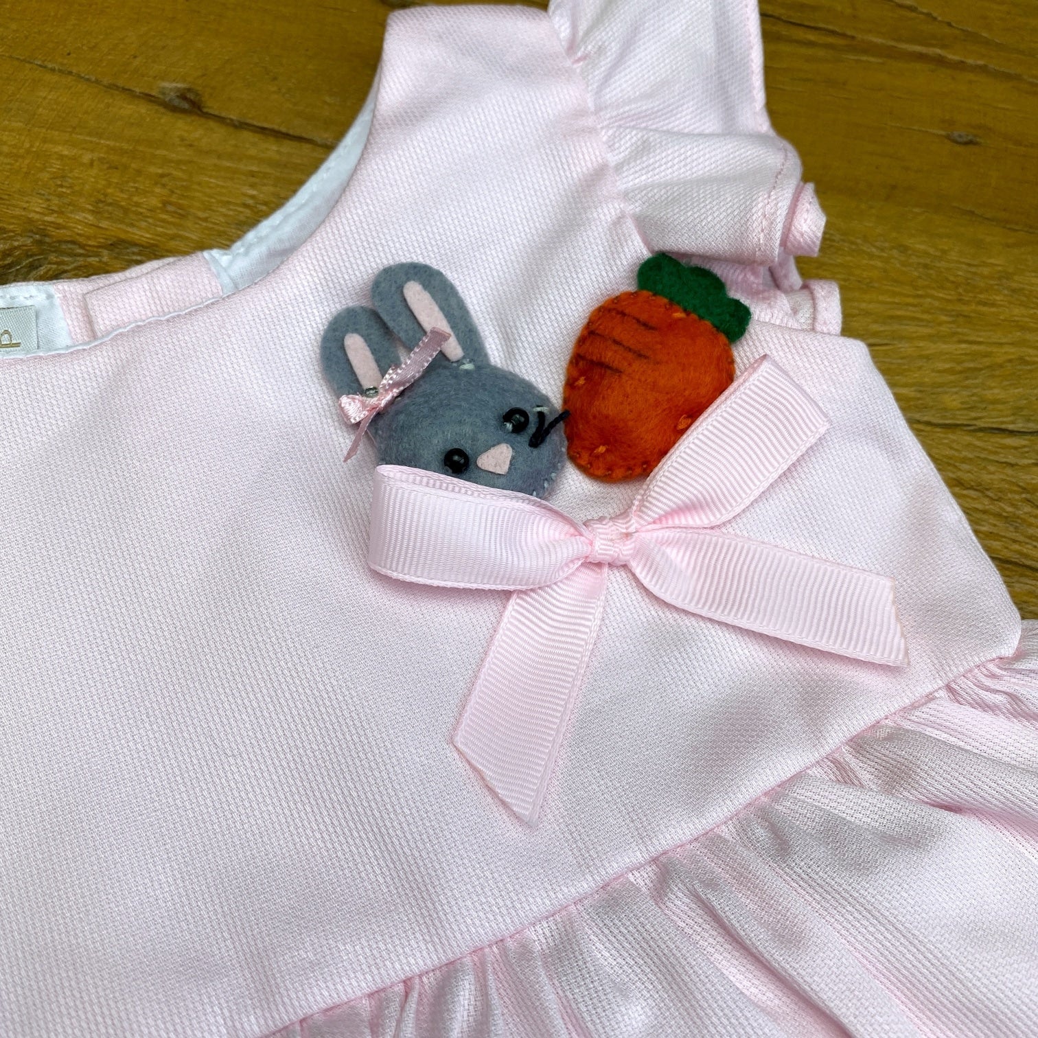 Conjunto Bata e Calcinha - Coelhinha - Rosa e Branco