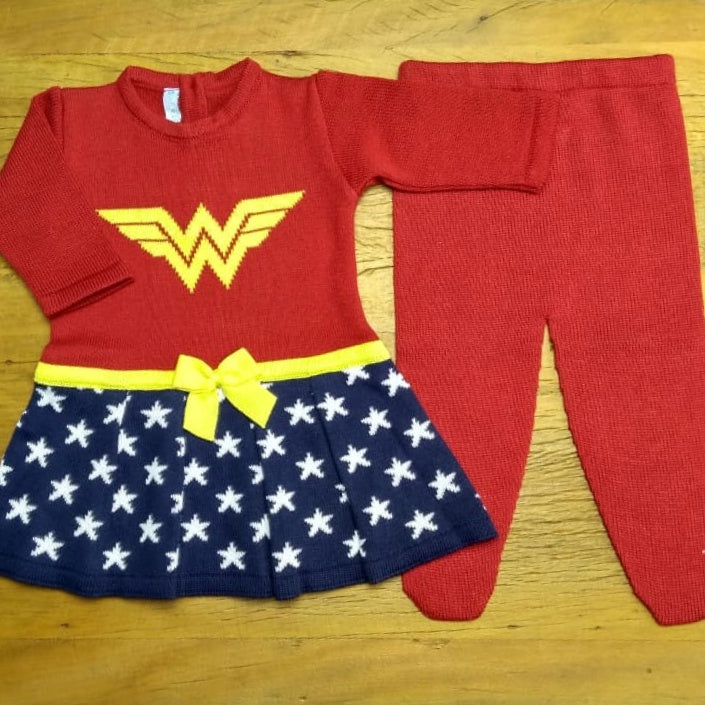 Vestido e Calça - Mulher Maravilha